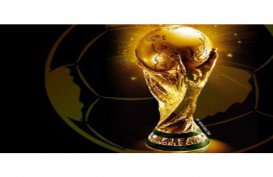 Trofi Paiala Dunia FIFA Berlapis Emas 18 Karat