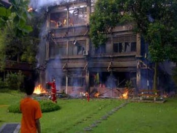 Gedung C Fisip UI Terbakar, Diduga Karena Korsleting AC