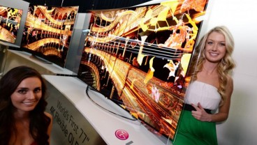 LG Luncurkan TV OLED Layar Lengkung Pertama di Dunia