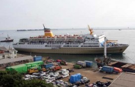 KM Bangka Jaya Nyaris Terbalik di Pelabuhan Priok