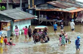 267 Jiwa Korban Banjir Bukit Duri Mengungsi, Ini Info Ketinggian Air di 3 Pintu