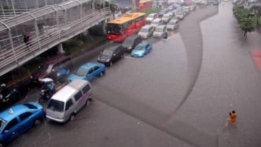 Terkena Banjir, Permintaan Evakuasi Mobil Meningkat