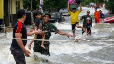 Pangdam: Turunkan Pasukan Tempur untuk Bantu Korban Bencana