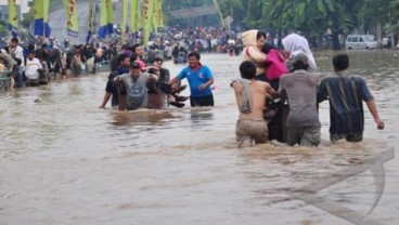 BII Bantu Korban Banjir Jakarta