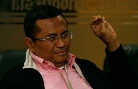 Dahlan Iskan Poco-Poco Bersama 7.000 Warga Bandar Lampung