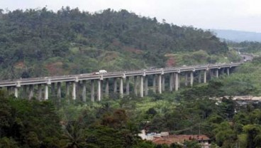 Tol Cipularang Ambles, Djoko Kirmanto Desak Jasa Marga Perbaiki