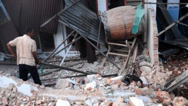 Gempa Kebumen, Serambi Masjid di Banyumas Roboh