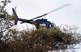 Helikopter Bawa Dokter Mendarat Darurat di Bekasi