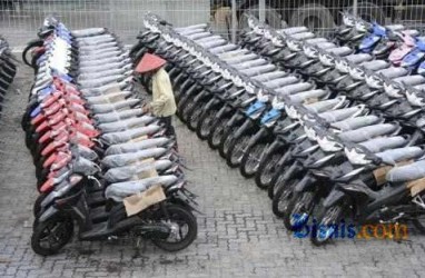 Terhambat Banjir, Penjualan Sepeda Motor Tetap Moncer