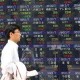 Indeks Nikkei 225 Dibuka Naik 0,37% ke 14.233,42