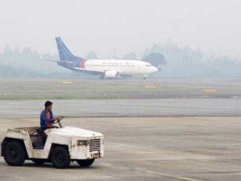 Kabut Asap, Jarak Pandang Bandara Pekanbaru Tinggal 1.500 Meter