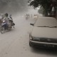 Gunung Kelud Meletus: 50% Bus di Tulungagung & Kediri Berhenti Operasi