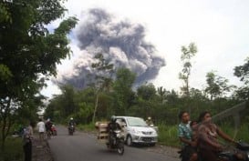 Gunung Kelud Meletus: Pengusaha Logistik Jabar Merugi