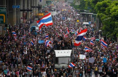 Pemerintah Thailand Bersihkan Demonstran Anti Pemerintah