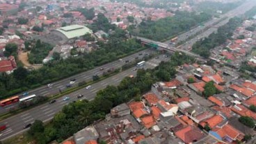 Terjadi Kecelakaan, Tol Jakarta-Cikampek Hanya bisa Dilewati Satu Jalur