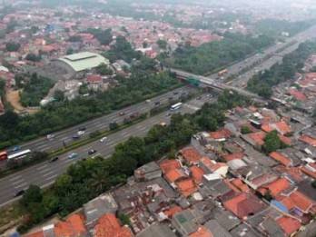 Terjadi Kecelakaan, Tol Jakarta-Cikampek Hanya bisa Dilewati Satu Jalur