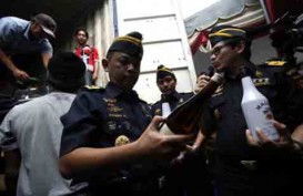 Bea dan Cukai Tegah Ratusan Minuman Beralkohol di Kalimantan Utara