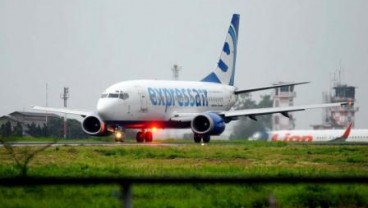 Bandara Adisucipto Masih Ditutup, Ini Akibatnya