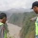 Lahar Gunung Kelud Ancam Warga, TNI Perketat Jalur