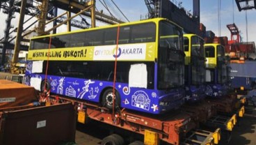 5 Unit Bus Tingkat Pariwisata Mobil Baru