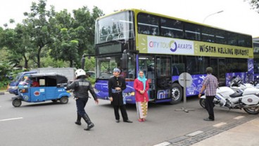 Meski Tak Puas, Ahok Terpaksa Izinkan Bus Wisata Beroperasi