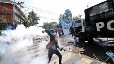 5 Tewas Dalam Bentrok Polisi Dan Pengunjuk Rasa di Thailand