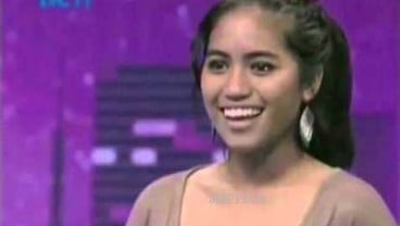 INDONESIAN IDOL 2014: Suara Matang Dewi Pukau Juri