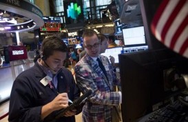 Indeks S&P 500 & Dow Jones Turun, Menyusul Sinyal Tapering Kian Kencang