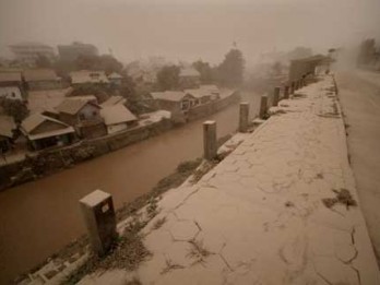 ERUPSI KELUD: BI Belum Putuskan Keringanan Pelunasan Kredit