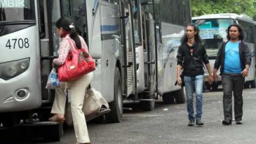 Swasta Cemburu dengan Rute yang Dikuasai Perum Damri