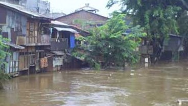 Rumah di Bantaran Kali Ciliwung Tanpa IMB Bakal Digusur