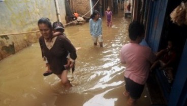 Relokasi Warga Bantaran Kali Ciliwung Ditunda, Simak Alasannya