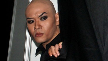 Deddy Corbuzier Diadukan Menista Hakim Agung Gayus Lumbuun