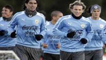 Edinson Cavani Terlempar Dari Timnas Uruguay