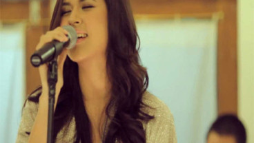 Java Jazz Festival, Raisa Bocorkan Arti Beberapa Lagu