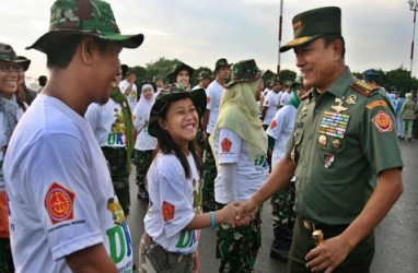 Mabes TNI Kirim Relawan Bantu Korban Sinabung