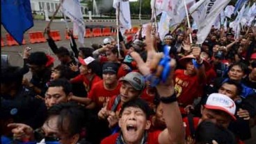 315 Perusahaan Tangguhkan Penerapan Upah Minimum