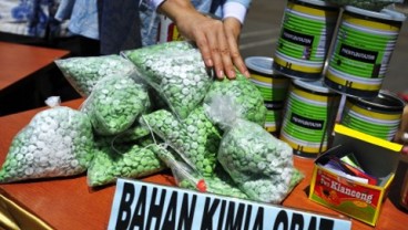 Petugas BBPOM Semarang Sita 22.704 Botol Jamu Ilegal