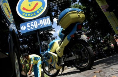 Garda Oto Gandeng Polda Metro Jaya Sosialisasikan Cara Berkendara Aman