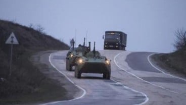 Rusia Belum Tarik 16.000 Pasukan dari Crimea Ukraina