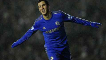Hasil Liga Inggris: Chelsea Lumat Tottenham Spurs Skor 4-0, Demba Ba Borong 2 Gol