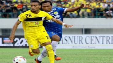 Hasil Liga Super Indonesia: Persib 'Maung' Bandung Terkam Barito, Skor 2-0