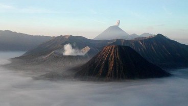 Pariwisata Jatim Terpukul Tarif Baru Masuk Bromo & Baluran