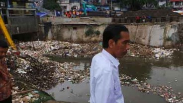 Banjir Jakarta: Ribuan Bangunan di Bantaran Kali Cakung Lama Bakal Dibongkar