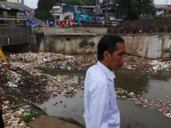 Banjir Jakarta: Ribuan Bangunan di Bantaran Kali Cakung Lama Bakal Dibongkar