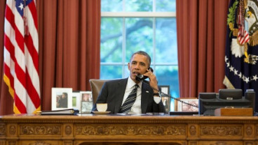 Percakapan Telepon Obama-Putin: AS Siap Beri Sanksi ke Rusia