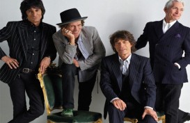Rolling Stones Batalkan Konser Setelah L'Wren Scott Tewas