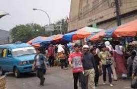 PKL Kembali Tumpah Ke Jalan Di Pasar Minggu