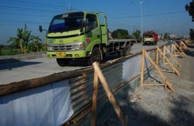 Kementerian PU Targetkan Perbaikan Jalan Pantura Selesai Juni 2014