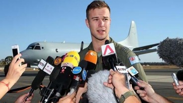 PENCARIAN MH370: Pilot Macho Australia Jadi Bahan Gosip Perempuan